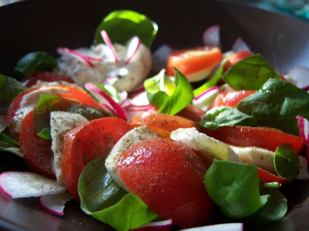 Caprese salade met burrata